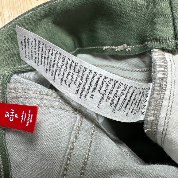 Spanx NWOT Stretch Twill Ankle Cargo Pants Camo Size M Pull-On Slimming Shaping - Picture 7 of 11